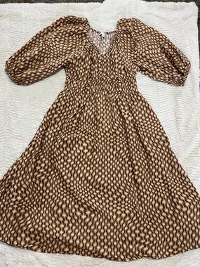 Time and Tru Brown Patterned Maxi Dress